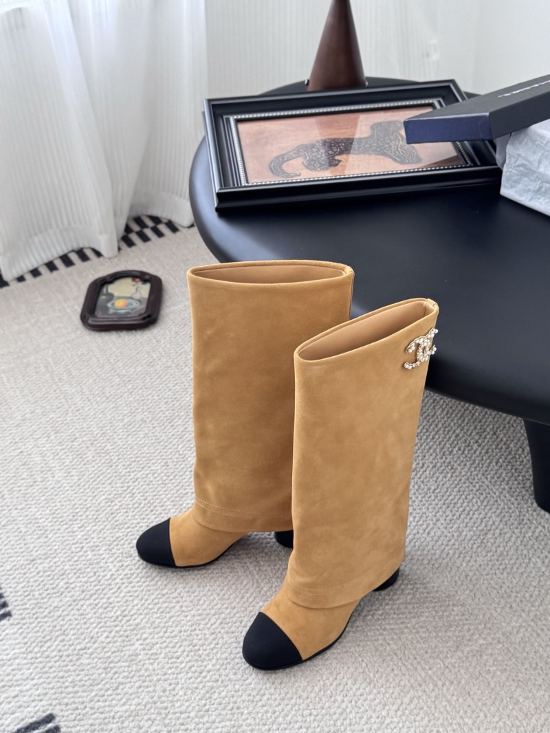 Ch**el boots